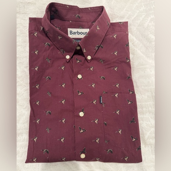 Barbour Men's Burgundy Shirt with all over Bird duck Print cotton tailored fit - Picture 1 of 9